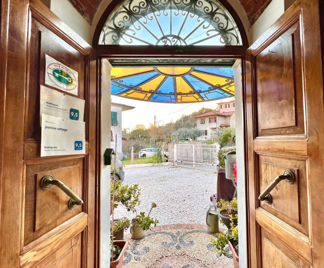 Jasmine Cottage Luni Zewnętrze zdjęcie