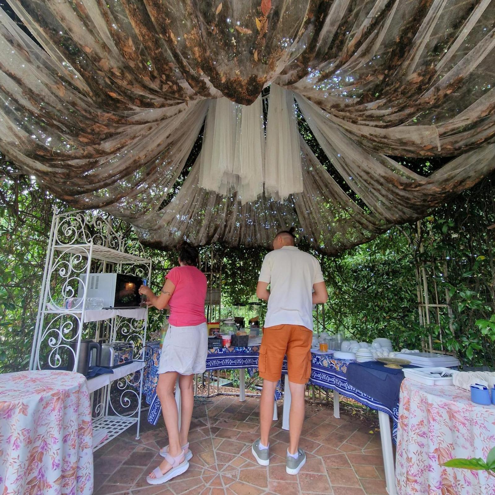 Jasmine Cottage Luni Zewnętrze zdjęcie